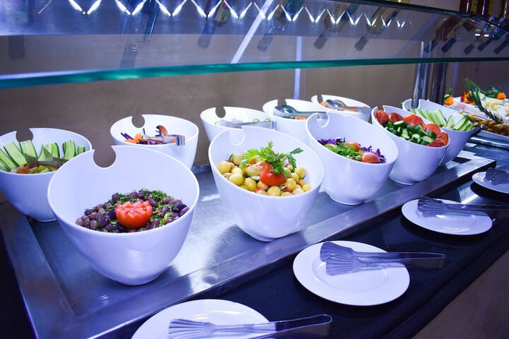 Dining 64 of 92