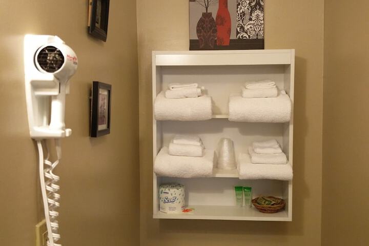 Room 22 of 47