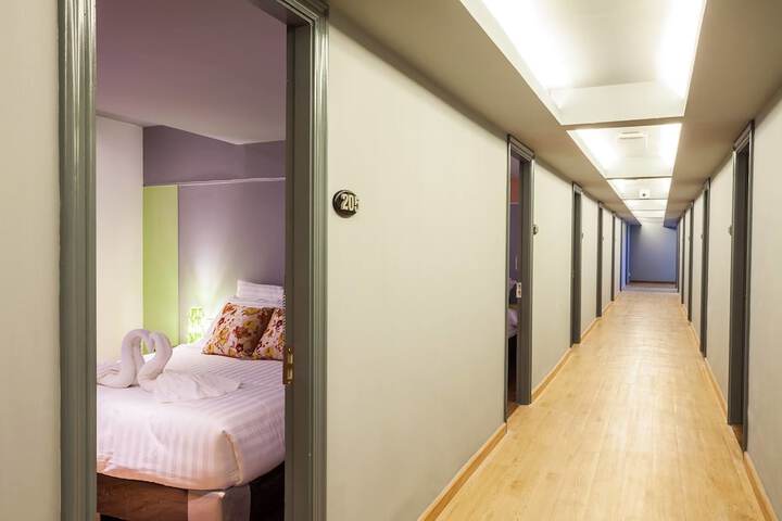 Room 8 of 45