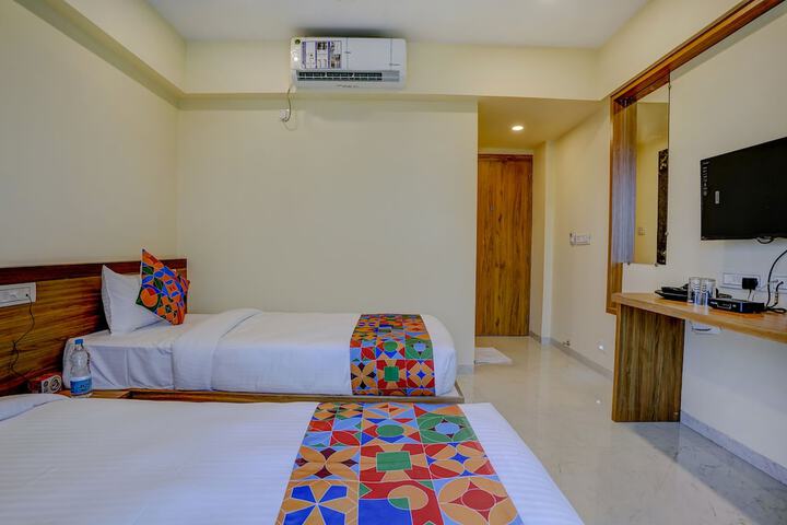 Room 19 of 33
