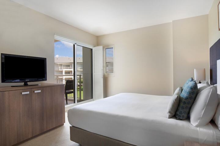 Room 15 of 115