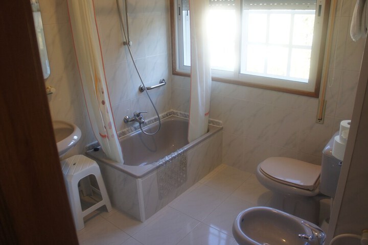 Room 16 of 62