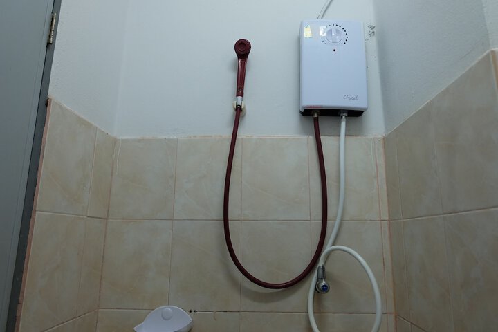Room 15 of 15