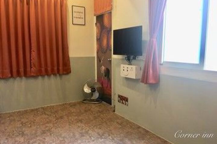 Room 20 of 27