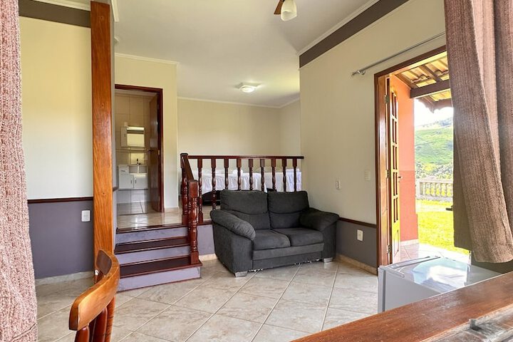 Room 5 of 12