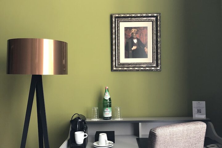 Room amenity
