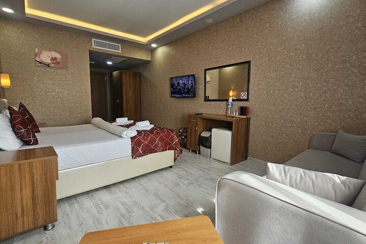 Room 26 of 64