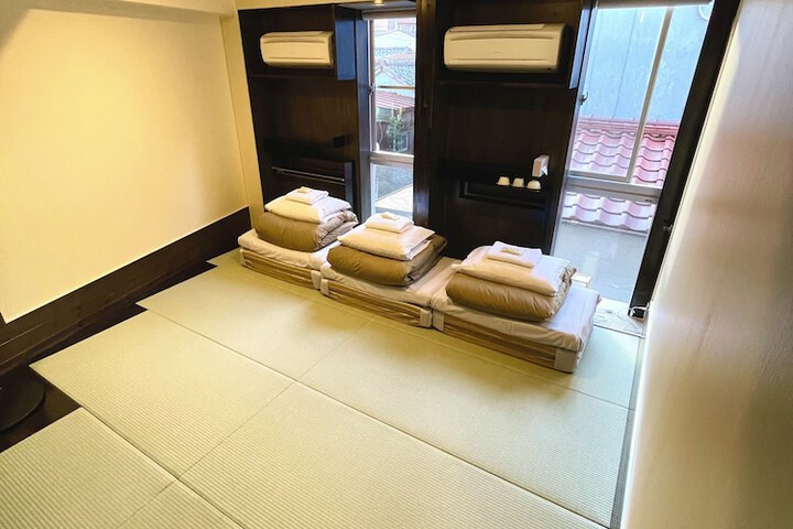 Room 18 of 67