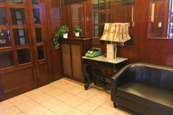 Ballroom/Hall 5 of 11
