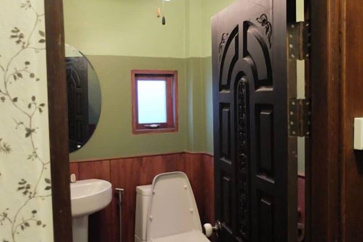 Bath Interior