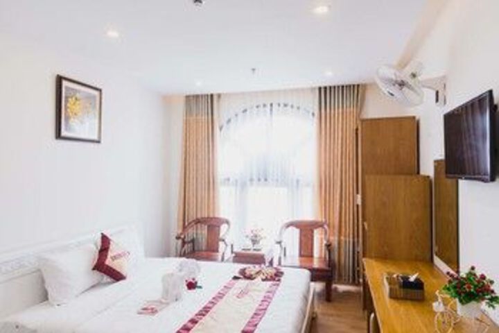 Room 12 of 49