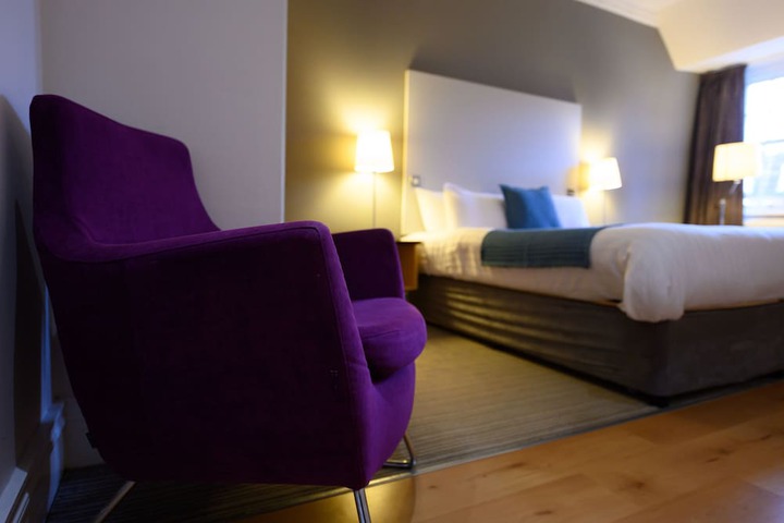 Room 21 of 54