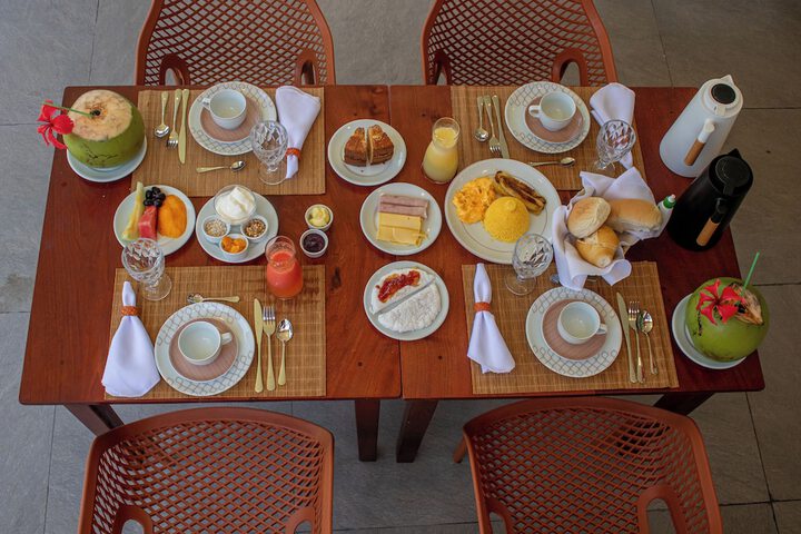 Breakfast/Coffee Service 35 of 45