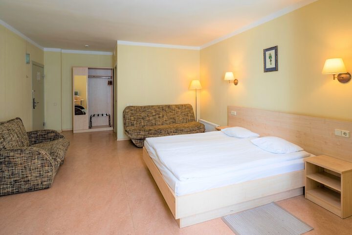 Room 20 of 40