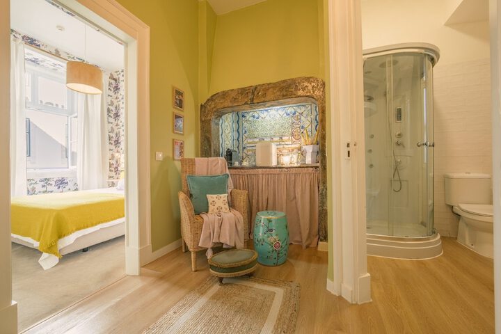 Room 48 of 60