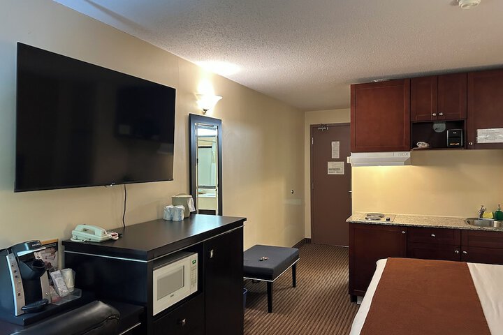 Room 15 of 51