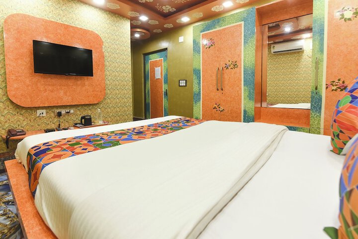 Room 19 of 39