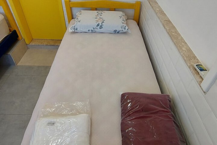 Room 5 of 91