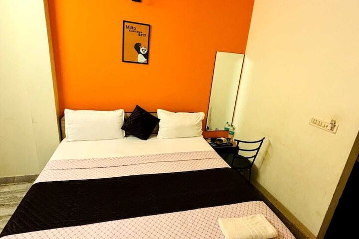 Room 19 of 60
