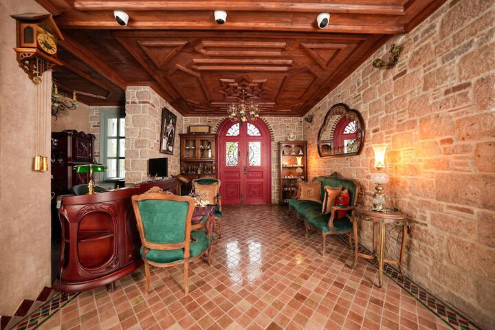 Hotel Interior 135 of 171
