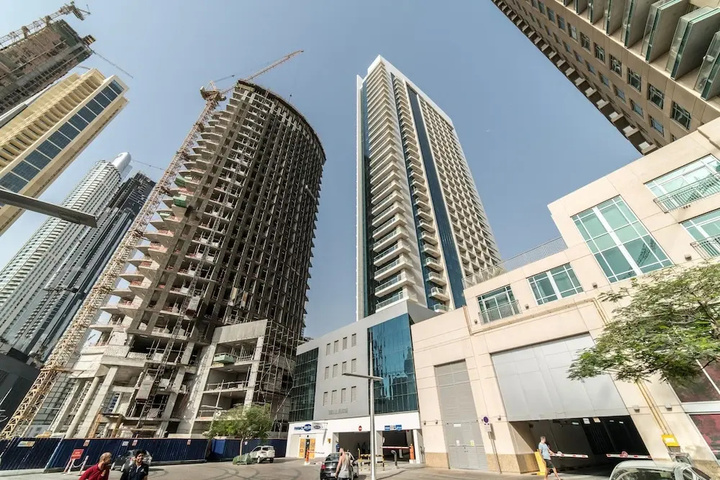 Vacation Bay Burj Al Noujum Tower