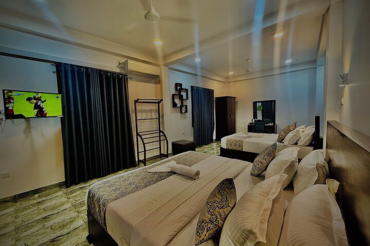 Room 10 of 44