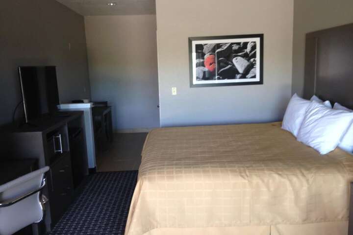 Room 15 of 42