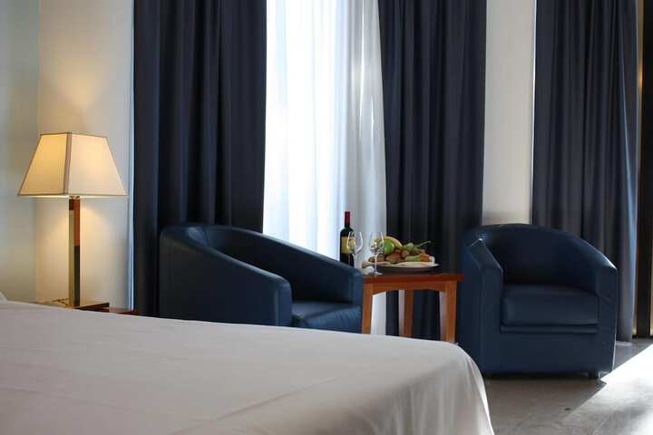 Room 14 of 69