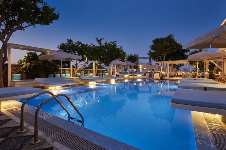 Pool 213 of 277