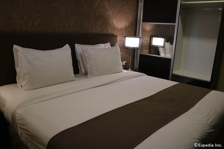Room 7 of 40