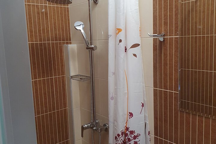 Room 20 of 25