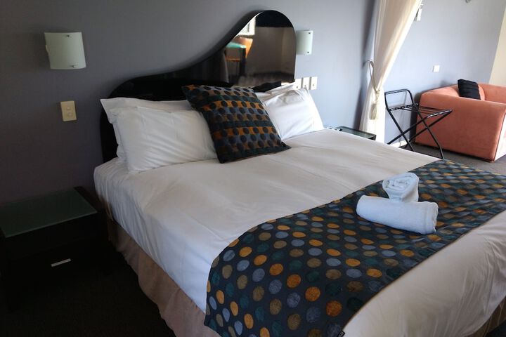 Room 14 of 96