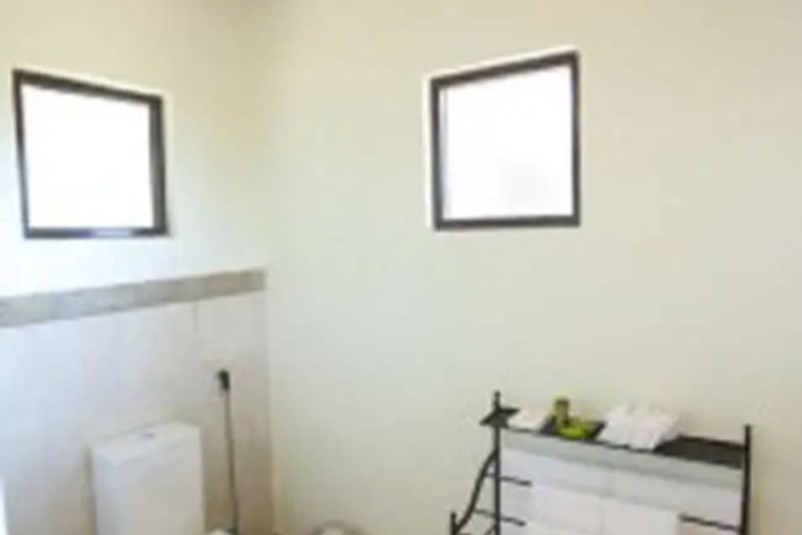 Room 5 of 15