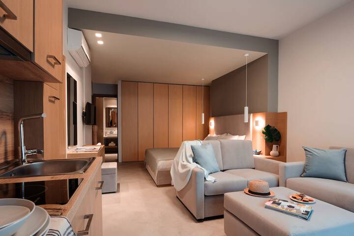 Room 13 of 31