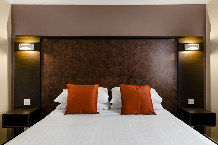 Room 20 of 74
