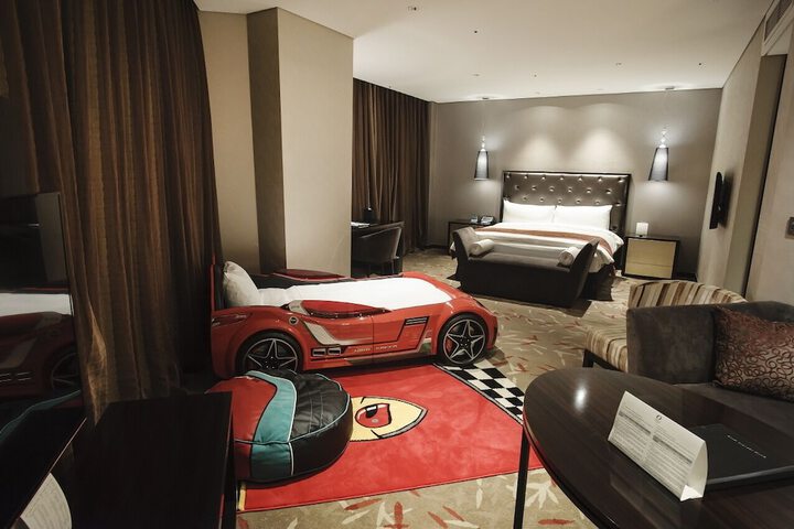 Room 27 of 71