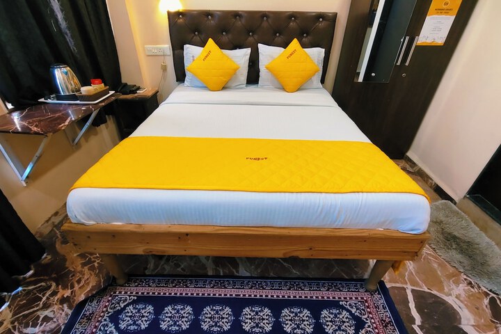Room 18 of 31