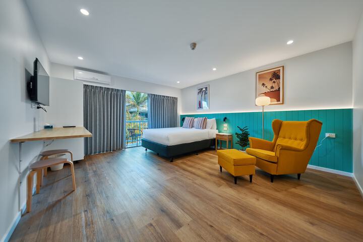 Room 27 of 52