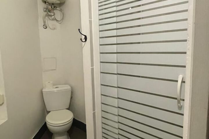 Room 64 of 158