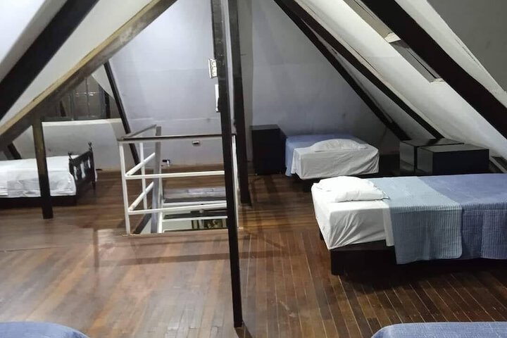 Room 5 of 25