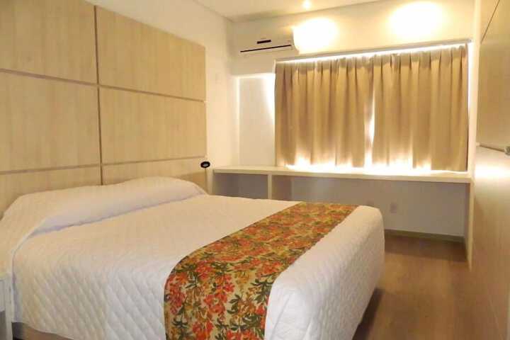 Room 8 of 51
