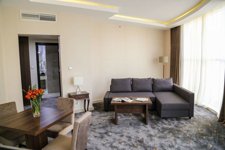 Room 30 of 61