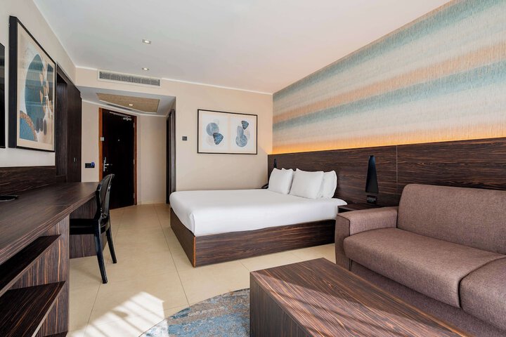 Room 62 of 114