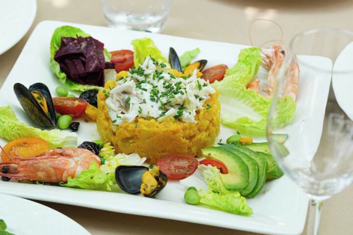 Dining 53 of 71