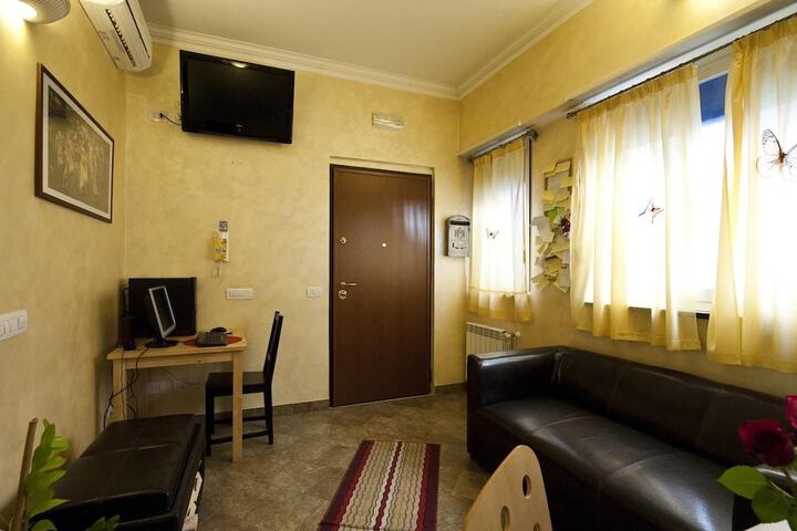 Hotel Interior 3 of 35