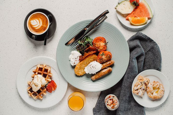 Breakfast/Coffee Service 26 of 35