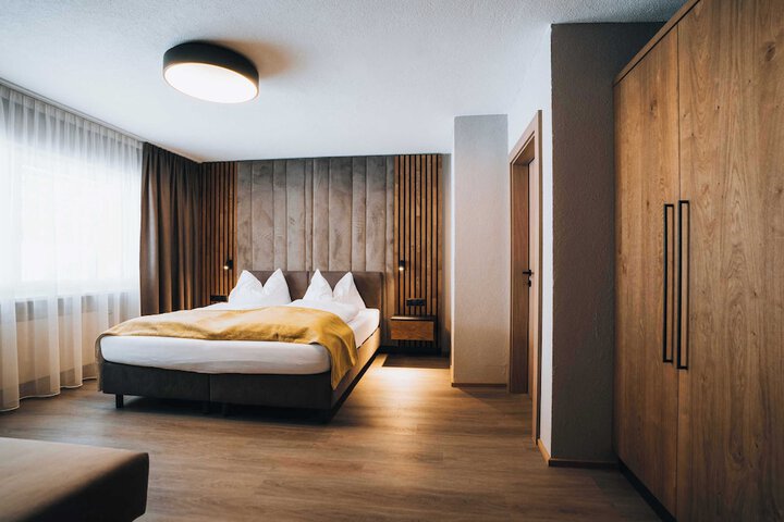 Room 99 of 505