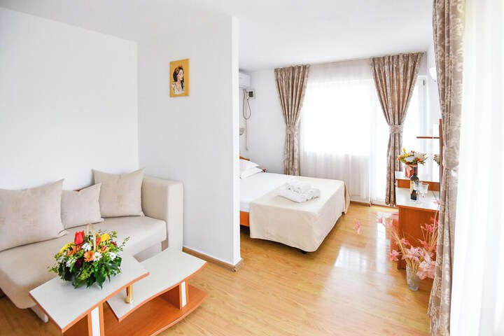 Room 19 of 56