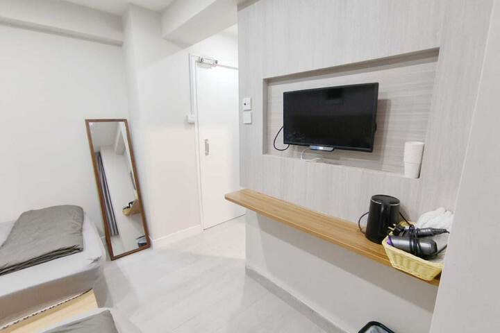Room 19 of 55