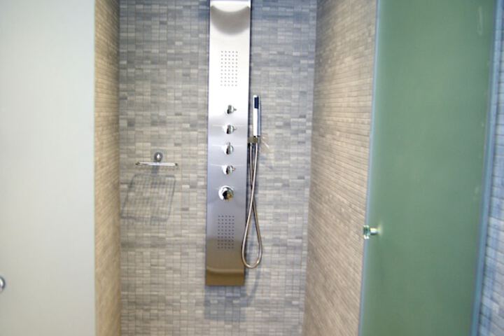 Room 25 of 62